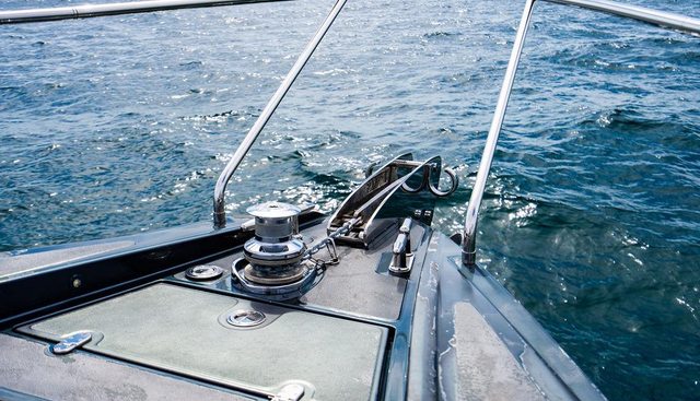 Two Bite yacht for sale 29