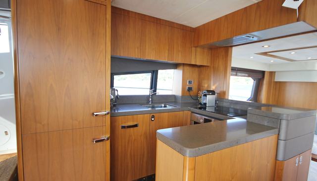TURQUOISE yacht for sale 28