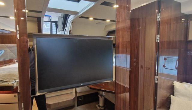 Volvo IPS & DPS yacht for sale 28