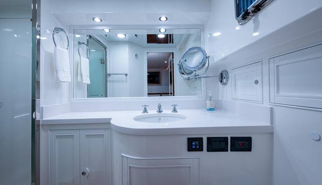 CARA MIA yacht for sale 35