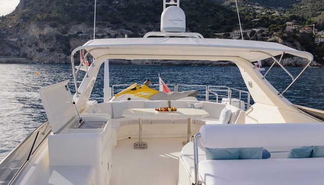 LADY MAUREEN yacht for sale 33