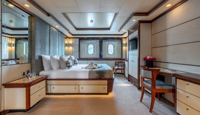 TITIAN PEARL yacht for sale 40