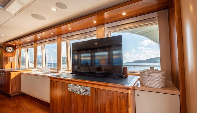 Firefly yacht for sale 22