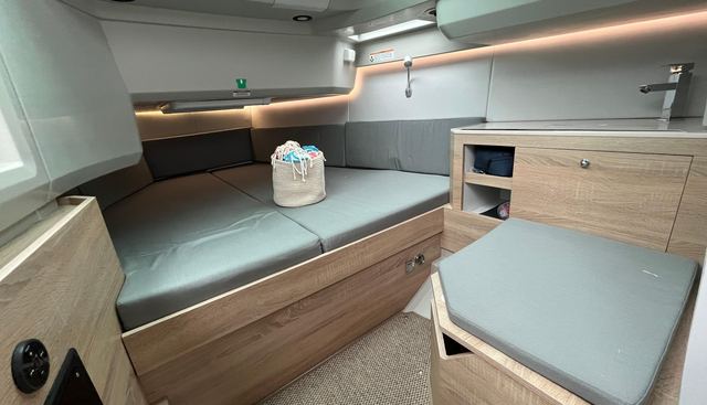 Amore yacht for sale 14
