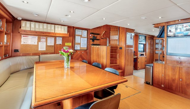 STARFIRE yacht for sale 79