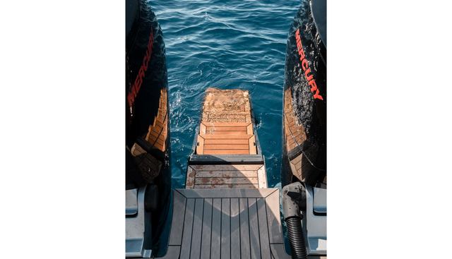 Robin's Nest yacht for sale 24