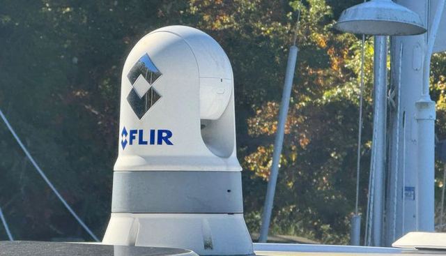 In Pursuit yacht for sale 34