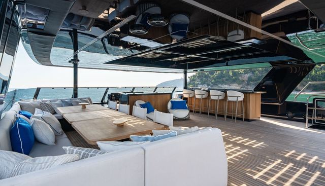 PETITE BELLE yacht for sale 2