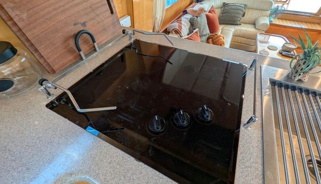 Odeesea yacht for sale 43