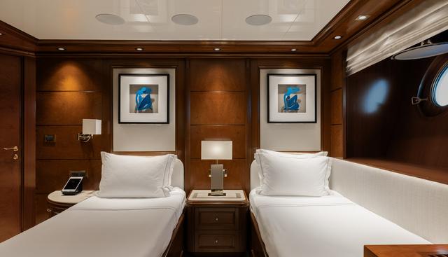 Emir yacht for sale 30