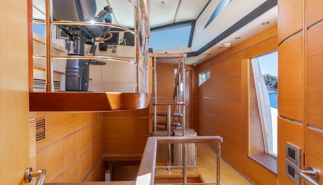 Numarine 102  yacht for sale 14