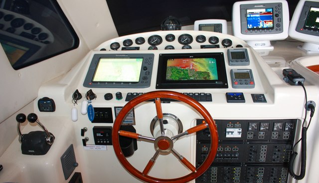 The Equator yacht for sale 37