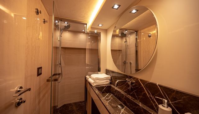 FIVE WEEKS yacht for sale 9