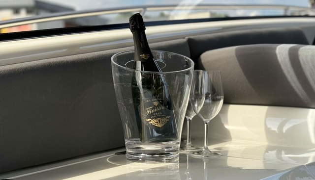 CGI yacht for sale 15