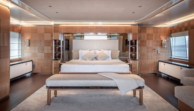 SUNRISE yacht for sale 18