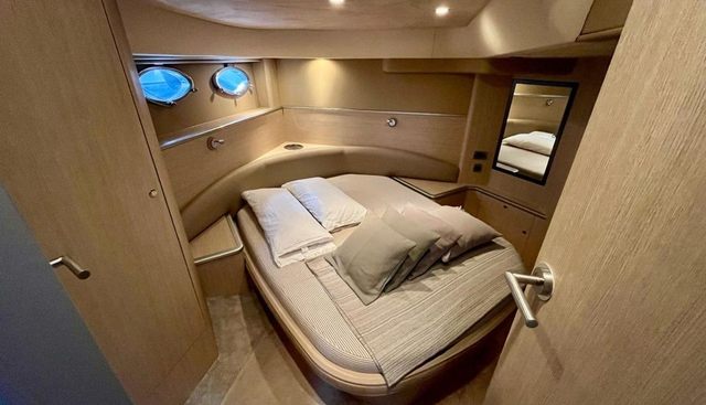 Make My Day yacht for sale 18