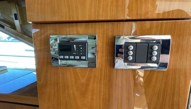 noname yacht for sale 38