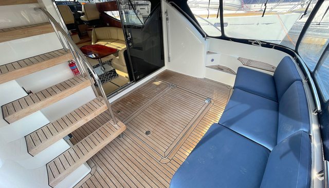 DRAGONFLY yacht for sale 7