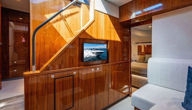 EL MAR V yacht for sale 424