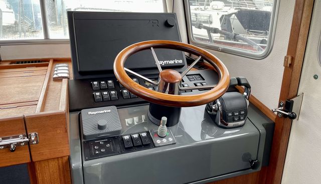 noname yacht for sale 35