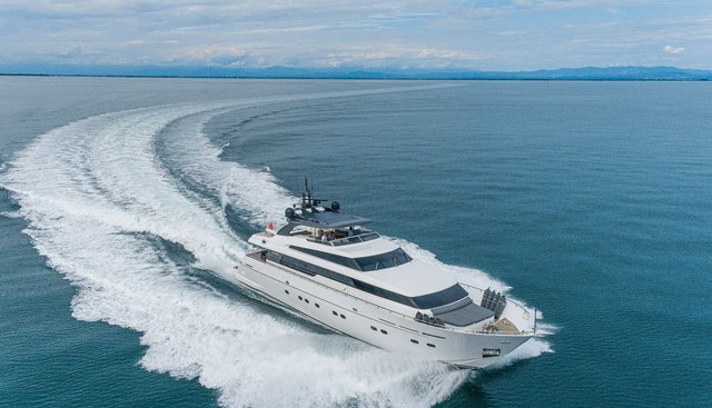 Tauro yacht for sale 40