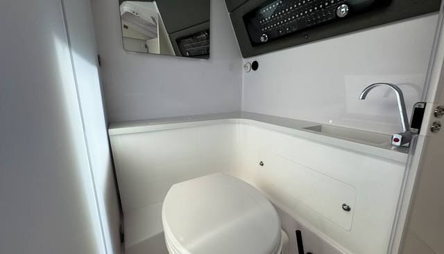 DYLIS yacht for sale 29