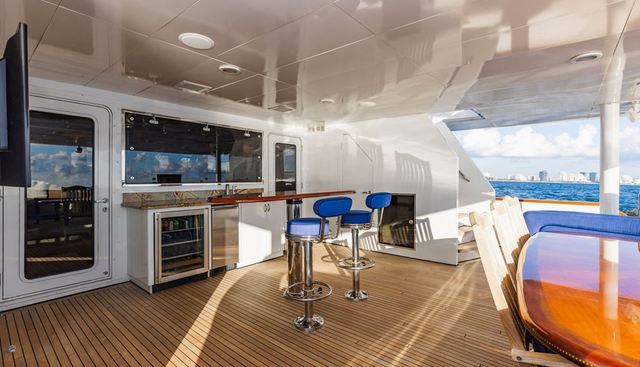 EMPIRE SEA yacht for sale 37
