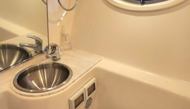 noname yacht for sale 24