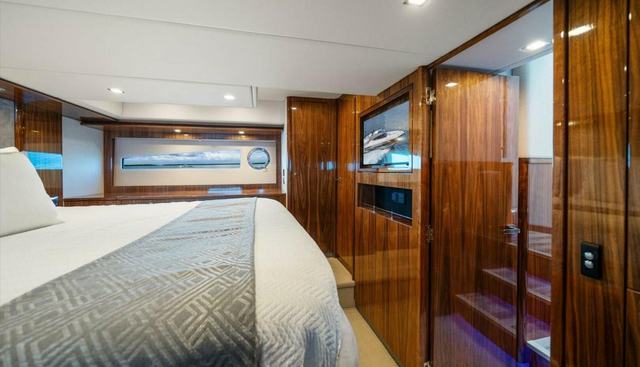 MISS SIP yacht for sale 42