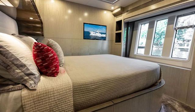 Satisfaction yacht for sale 33