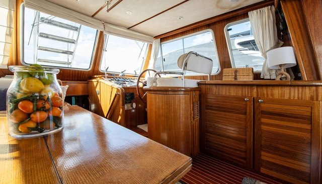 NIU TRANQUIL yacht for sale 72