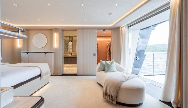 M yacht for sale 18