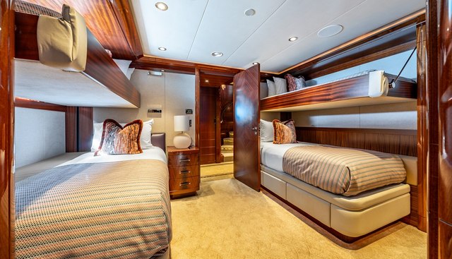 VALINOR yacht for sale 35