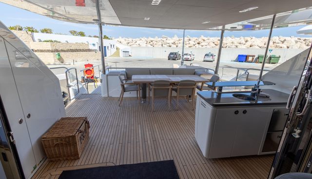 Metaquotes yacht for sale 10