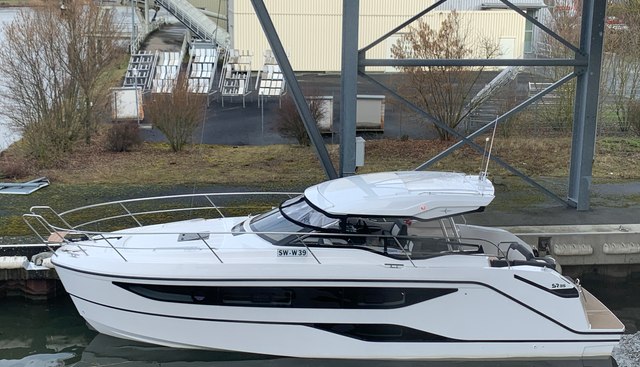 noname yacht for sale 2