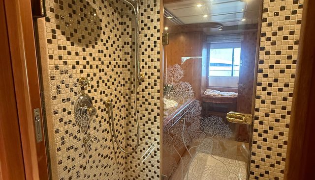 SUNRISE yacht for sale 32
