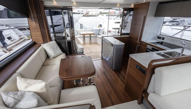 S65529 yacht for sale 23