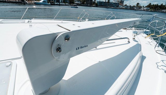 Island Moon yacht for sale 32