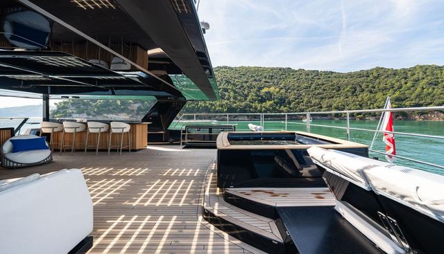 PETITE BELLE yacht for sale 53