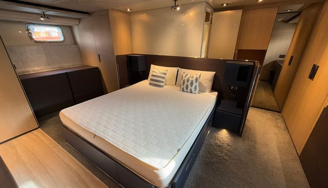 SILVIE VI yacht for sale 27