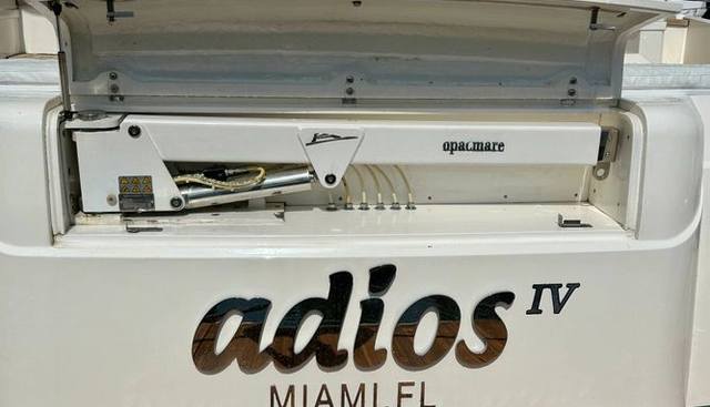 ADIOS yacht for sale 20