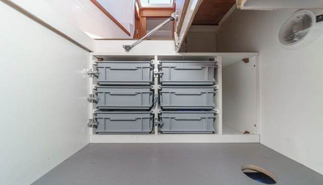 Chasing Daylight yacht for sale 13