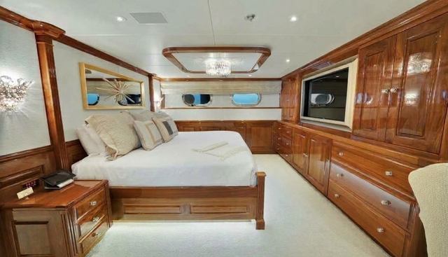 SILVER LINING yacht for sale 24