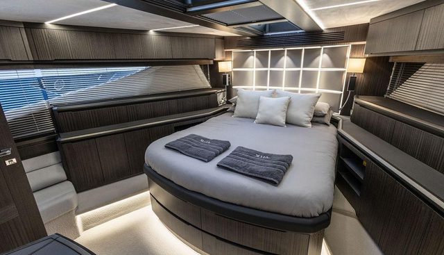 Seven yacht for sale 8