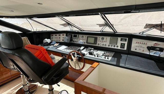 Tecnomar Velvet 90 yacht for sale 17