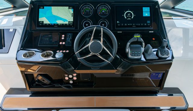 Fin yacht for sale 49