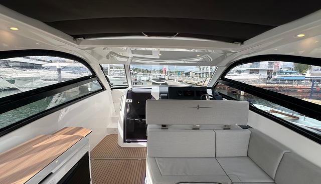 Bavaria Vida 33 Hard Top Layout 2-PALMA BOAT SHOW DISCOUNT SAVE:  22.000€ yacht for sale 19