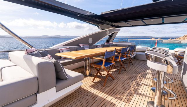 MAGIC MOMENT yacht for sale 10