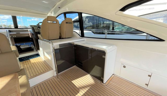 noname yacht for sale 8