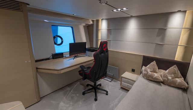 Metaquotes yacht for sale 39